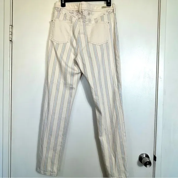 Pilcro Fleur High-Rise Slim Boyfriend Jeans- Size 29 TALL