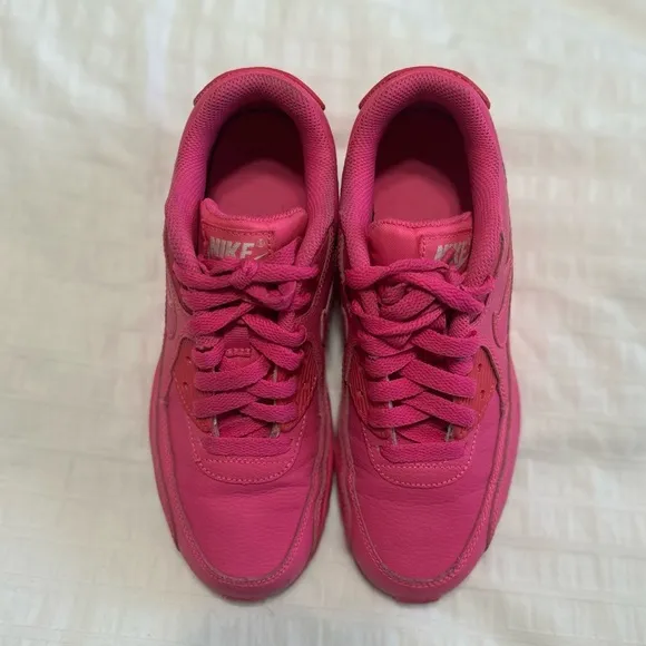 Pink Air Max 90’s Sneakers Vibrant Athletic Style (youth size 4)
