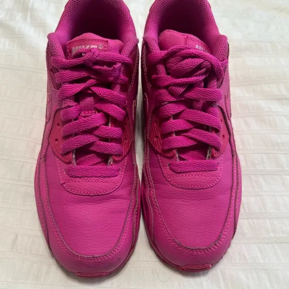 Pink Air Max 90’s Sneakers Vibrant Athletic Style (youth size 4)