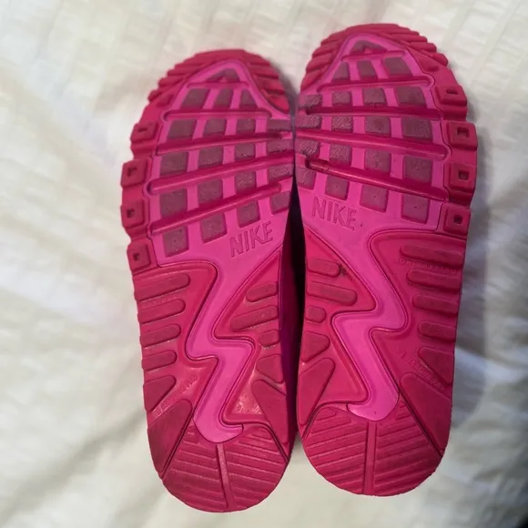 Pink Air Max 90’s Sneakers Vibrant Athletic Style (youth size 4)