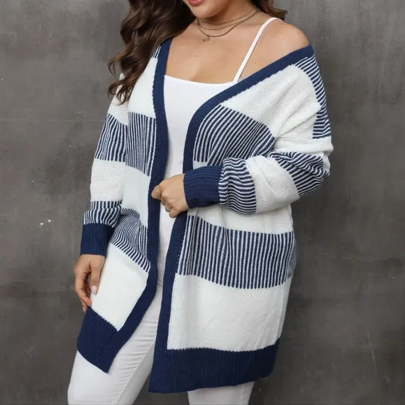 Plus Size Coastal Colorblock Cardigan