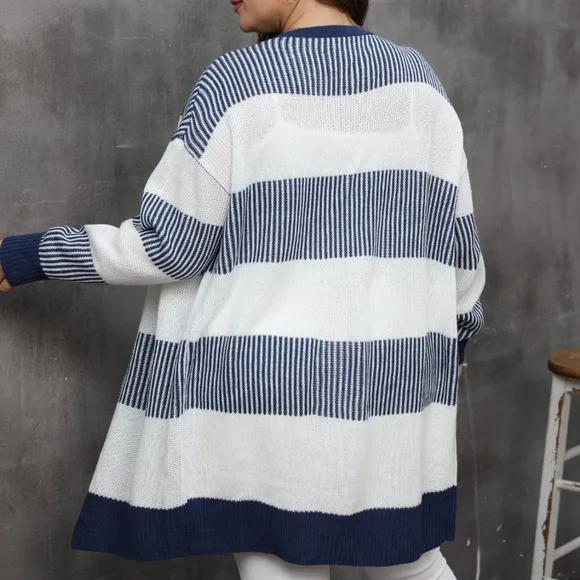 Plus Size Coastal Colorblock Cardigan