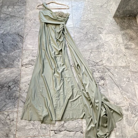 PORTIA &amp; SCARLETT Sage Olive Green One Shoulder Maxi Gown Dress Rhinestone Bust