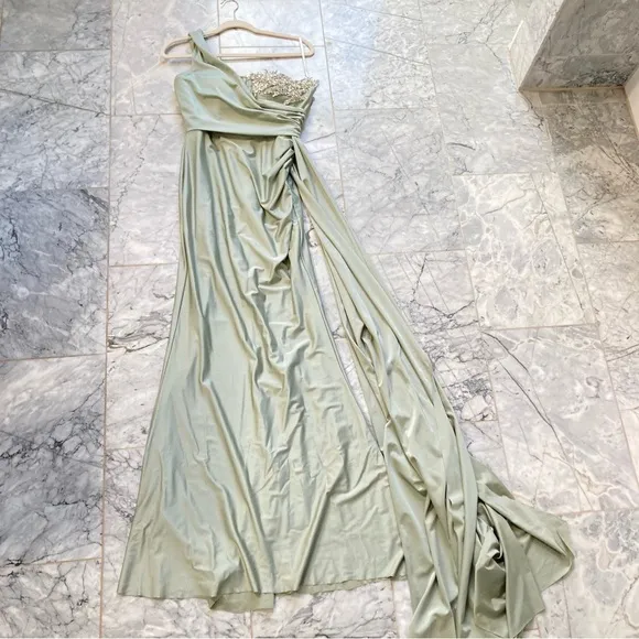 PORTIA &amp; SCARLETT Sage Olive Green One Shoulder Maxi Gown Dress Rhinestone Bust