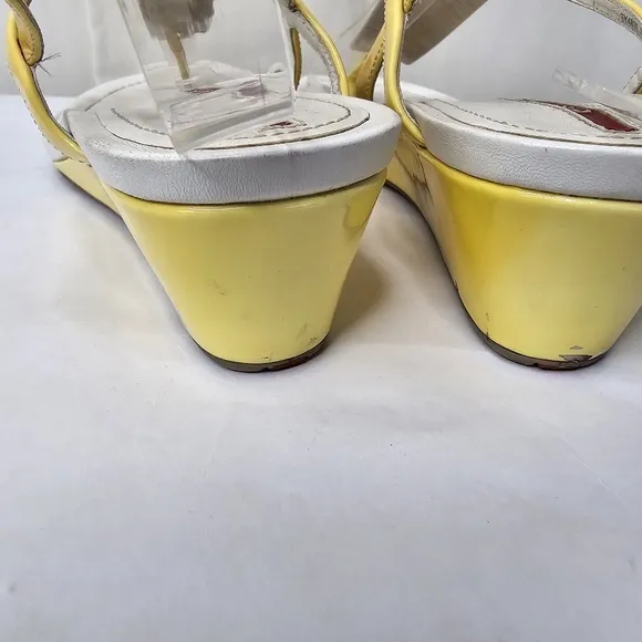 Prada Calzature Donna Patent Yellow and White Mirror Sandals Size 37.5