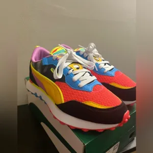 Puma Colorful Sneakers youth size 7