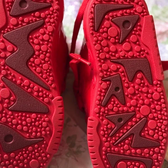 Puma Women's Red Sneakers