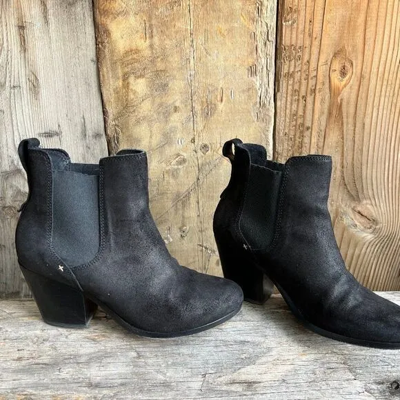 Rag &amp; Bone Devon Chelsea Style Heeled Ankle Boot Black Suede Size EU 37, US 7M