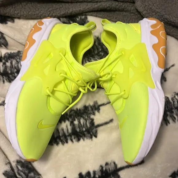 🔥RARE NIKE VOLT YELLOW/GREEN/GUM PRESTO REACT SZ 12 EXCELLENT