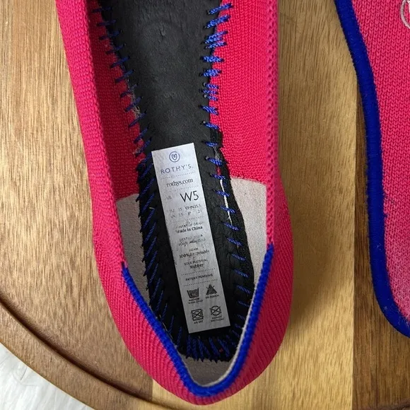 RARE Rothy’s The Flat Hot Pink Blue Round Toe Magenta Ballet Flats Retired -Sz 5