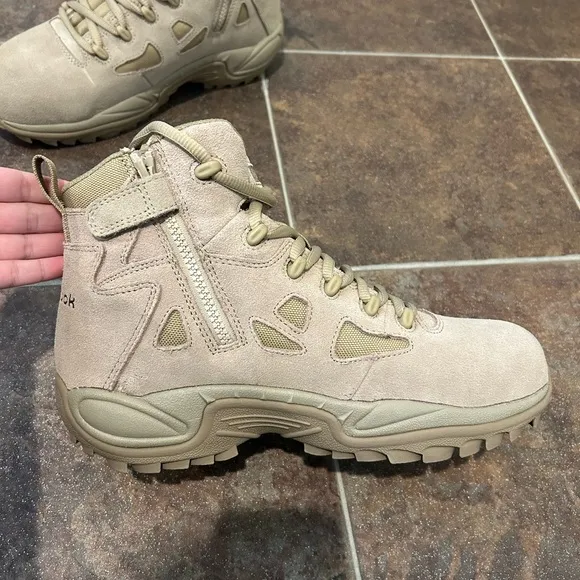 Reebok Men's Tan Stealth Boots