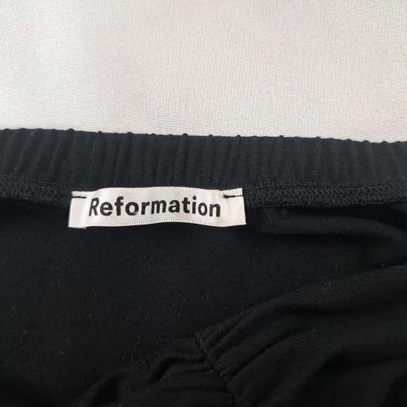 Reformation Black Stretch Midi Womens Skirt Size M