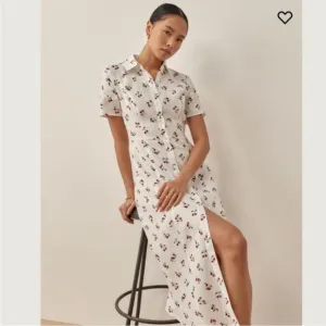 Reformation Marianne Cherry Pit Linen Dress NWT