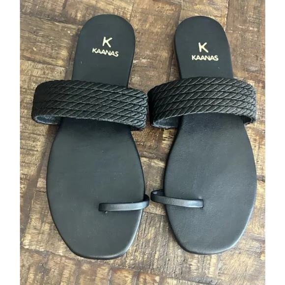 Revolve Women's KAANAS Black Banderas Toe Ring Sandals Size 6 New