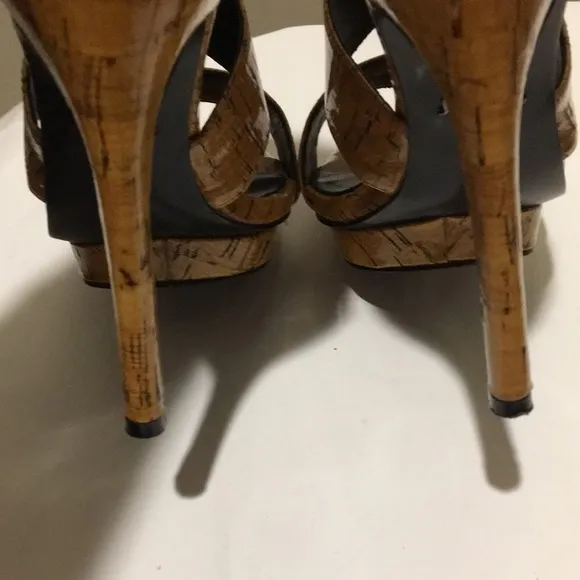 Rock &amp; Republic strap stilettos pump heels sandals natural glaze cork size 6