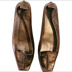 Roger Vivier Bronze Crinkle Leather Flats SZ 6.5