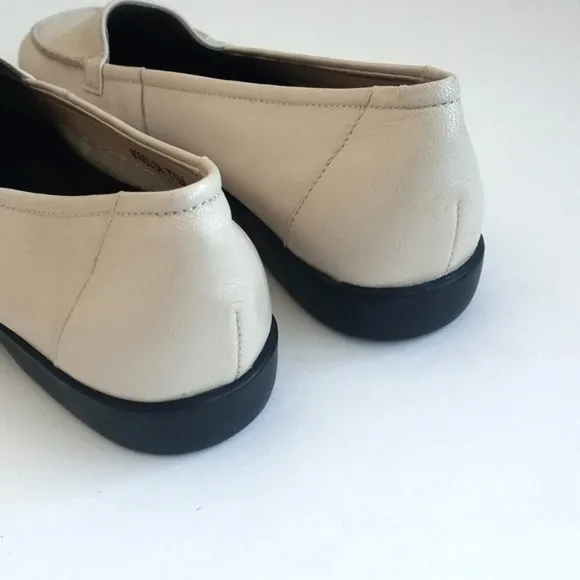 Ros Hommerson Cream Leather Slip On Loafers 7.5 (Beautiful &amp; Minimalist Style)