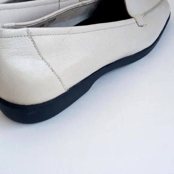 Ros Hommerson Cream Leather Slip On Loafers 7.5 (Beautiful &amp; Minimalist Style)