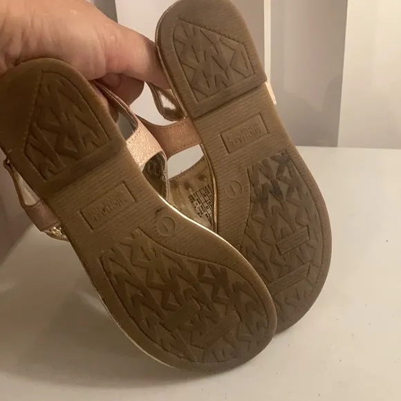 Rosalie 2 Rose Gold US Sz 1 Girls Michael Kors Glittery Thong Sandals