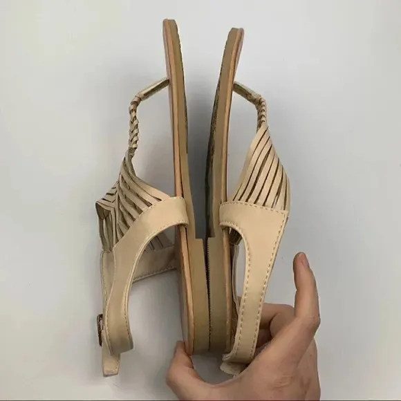 Rosegal womens sandals size 8 beige faux leather fish one t-strap thong