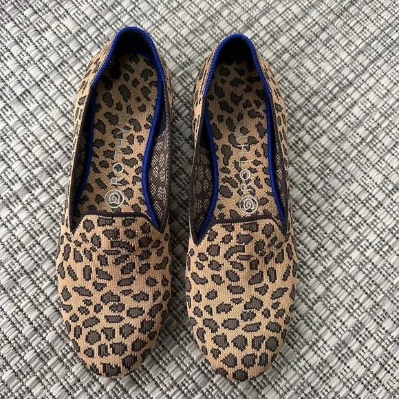Rothys Loafer Spotted Leopard Print Loafer Sz 8