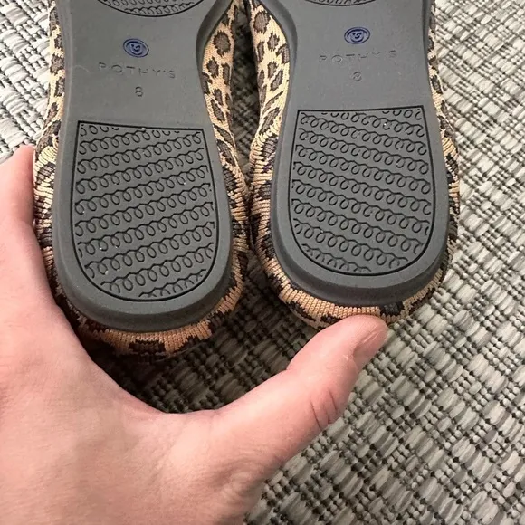 Rothys Loafer Spotted Leopard Print Loafer Sz 8