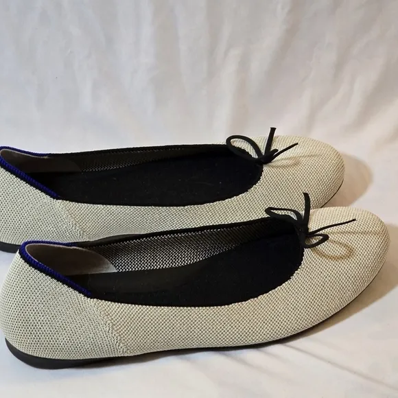 Rothy's Metallic Silver Shimmer Round Toe Flats Black Bow Comfort Work, sz 10