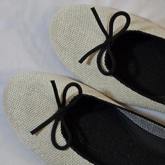Rothy's Metallic Silver Shimmer Round Toe Flats Black Bow Comfort Work, sz 10