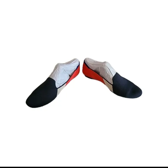 Rothy's RARE Retired Slate Prep Slip On Loafers Red White &amp; Ivory Sz 7.5 NWOT