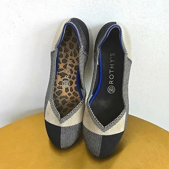 Rothy's The Flat Round Toe Black And Cream Plaid Retired Pattern Size 8 🛍 🌴