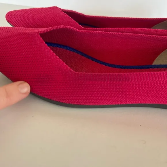 Rothy’s The Point Flats Chili Red Pointed Toe Shoes, size 9