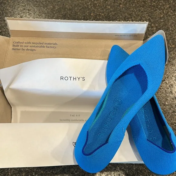 Rothy's the point in rare Peacock color