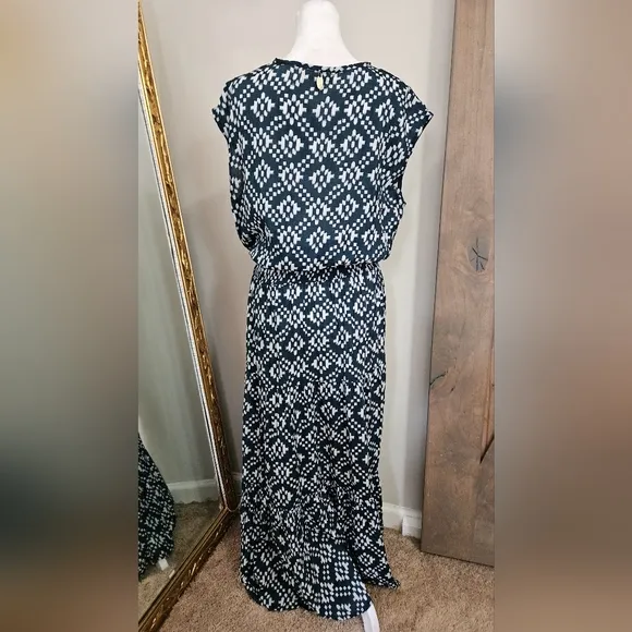 RUBYYAYA with Cap Dolman Sleeves