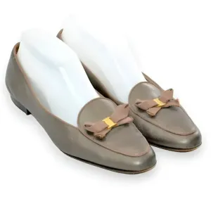 Salvatore Ferragamo Vintage Bow Bronze Pewter Taupe Leather Flats Loafers 8 AA