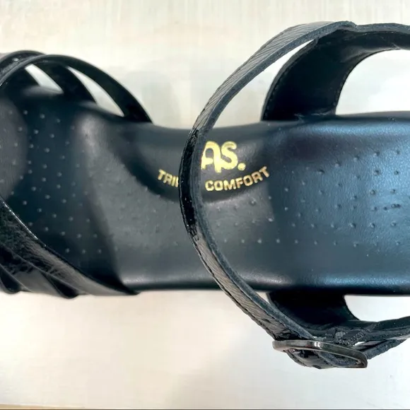 SAS Black Strappy Quarter Strap Patent Leather Wedge Sandals NWOT Sz 8N Tripad