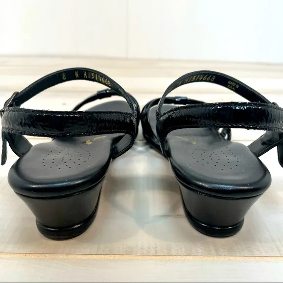 SAS Black Strappy Quarter Strap Patent Leather Wedge Sandals NWOT Sz 8N Tripad