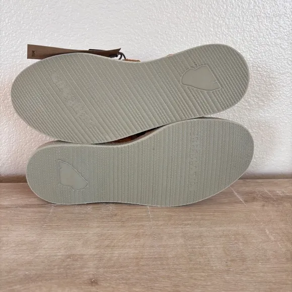 Satorisan Benirras Perforated Marnie Brown Suede Shoes Size 7, EUR 38