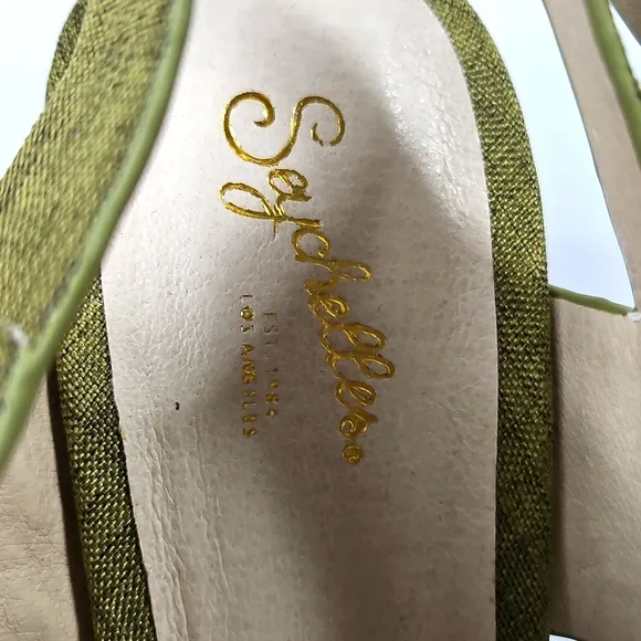 Seychelles Green Fabric Wedge Sandals Size 8.5