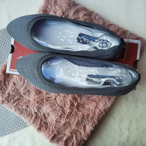 Skechers Cleo Dots Flat Memory Foam Comfort Slip On Ballet 8 Gray NEW