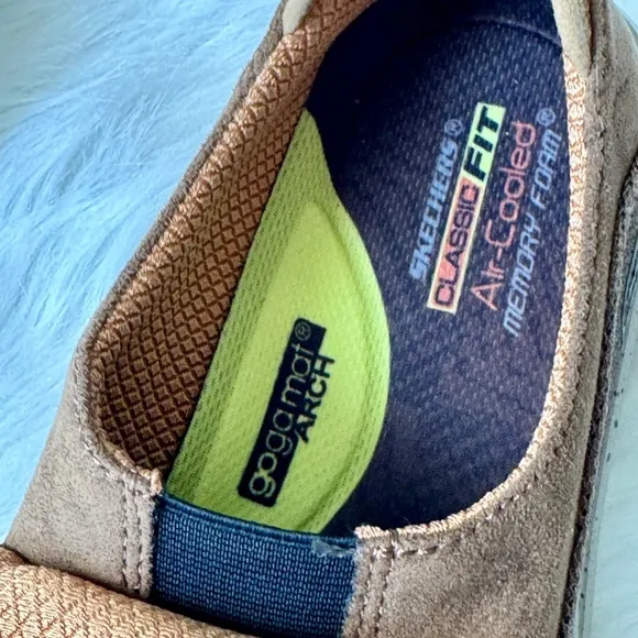 Skechers Men's Proven- Renco Slip-On Brown Loafer Size 8.5 New without Box