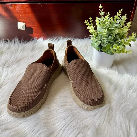 Skechers Men's Proven- Renco Slip-On Brown Loafer Size 8.5 New without Box