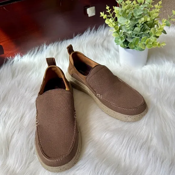 Skechers Men's Proven- Renco Slip-On Brown Loafer Size 8.5 New without Box