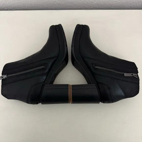 Sorel Blake Black Leather Heeled Booties Ankle Boots Size 9