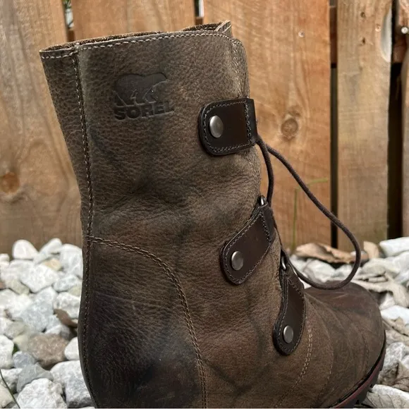 *Sorel | Brown Leather Joan of Arctic Wedge Boots Size 8