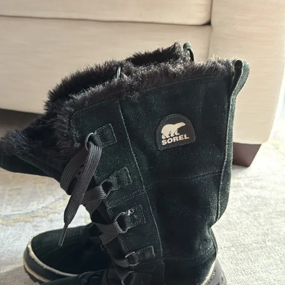 Sorel TIVOLI Suede Water Resistant Boots Size 7.5