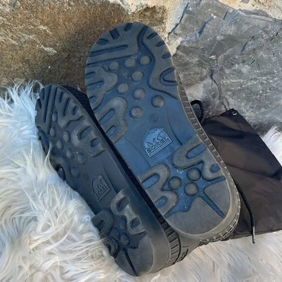 Sorel Youth/Kid’s 'Trooper' Winter/Snow Boots in Black Size 5