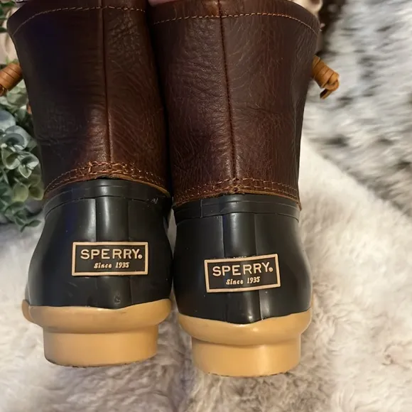 Sperry Hightop Lace Up Zipper Saltwater Ankle Duck Boots Sz 7