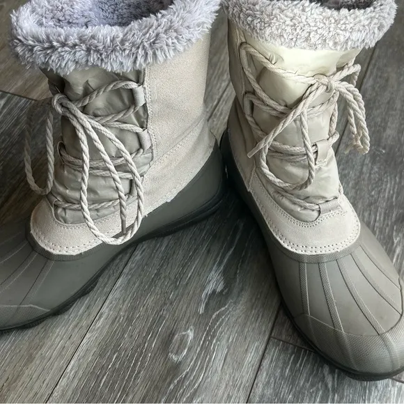 Sperry Syren Strait‎ Oat Fleece Duck Boots Waterproof Women's 10