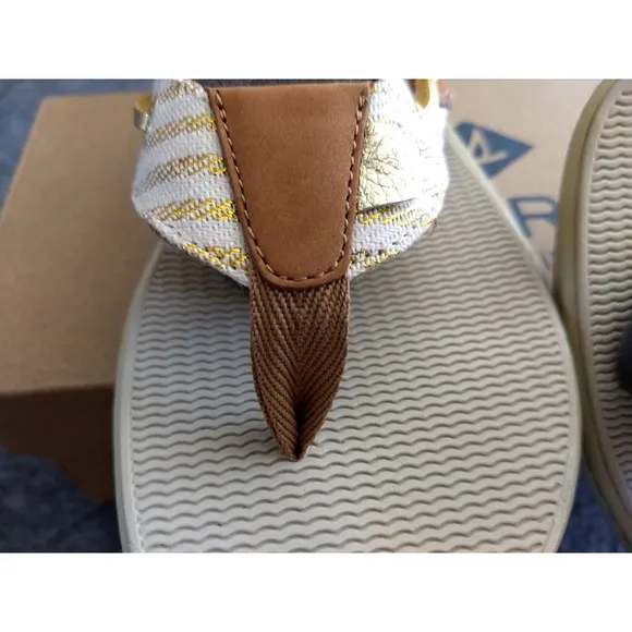 Sperry Top Sider Seafish Sandals Womens 7.5M Tan Gold Stripes NEW in Box