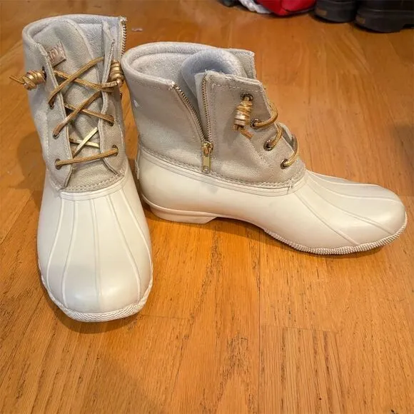 Sperry Women's Ankle Snow Boots Size 10 Ivory Metallic Winter Casual